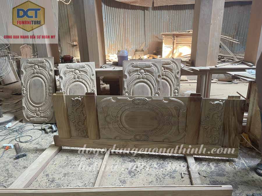 Bộ cửa cổ điển gỗ gõ đỏ cao cấp CC58GD